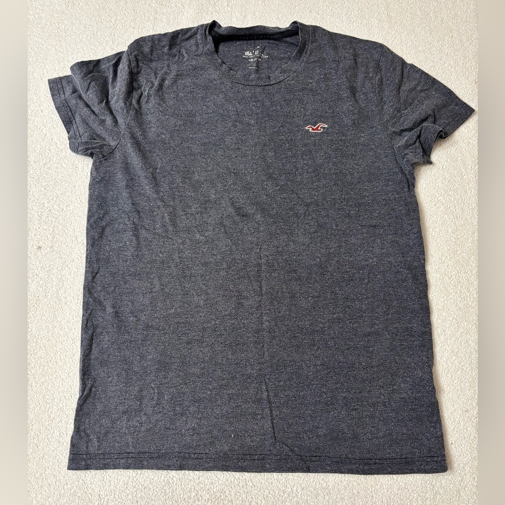 Hollister Men's Dark Gray Tee